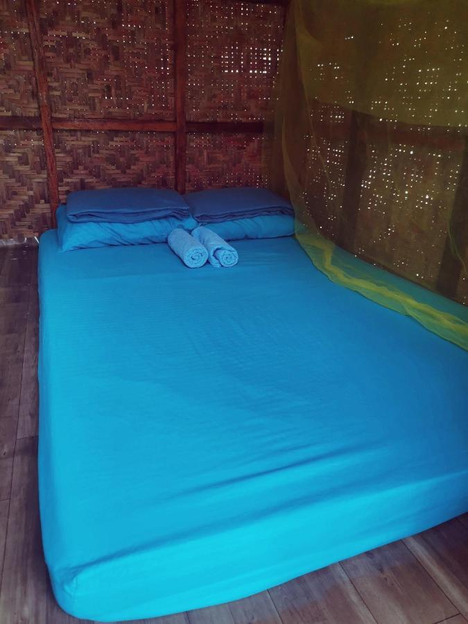 Junjals Backpackers Chalet Bohol Dış mekan fotoğraf